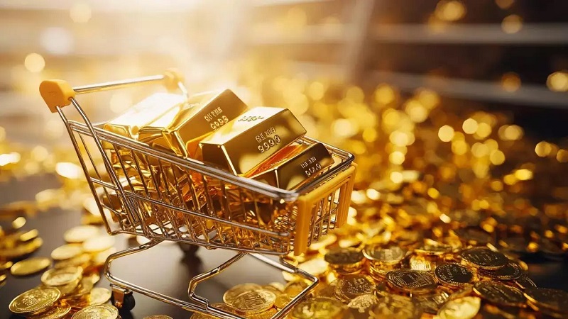 Giá vàng tăng mạnh trở lại do USD suy yếu và lợi suất trái phiếu Mỹ giảm