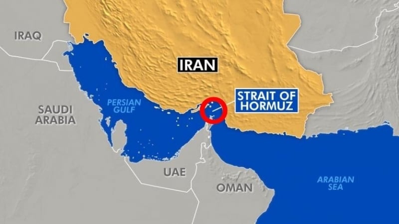 Iran bị nghi chuẩn bị phong tỏa eo biển Hormuz bằng thủy lôi, đe dọa thương mại toàn cầu