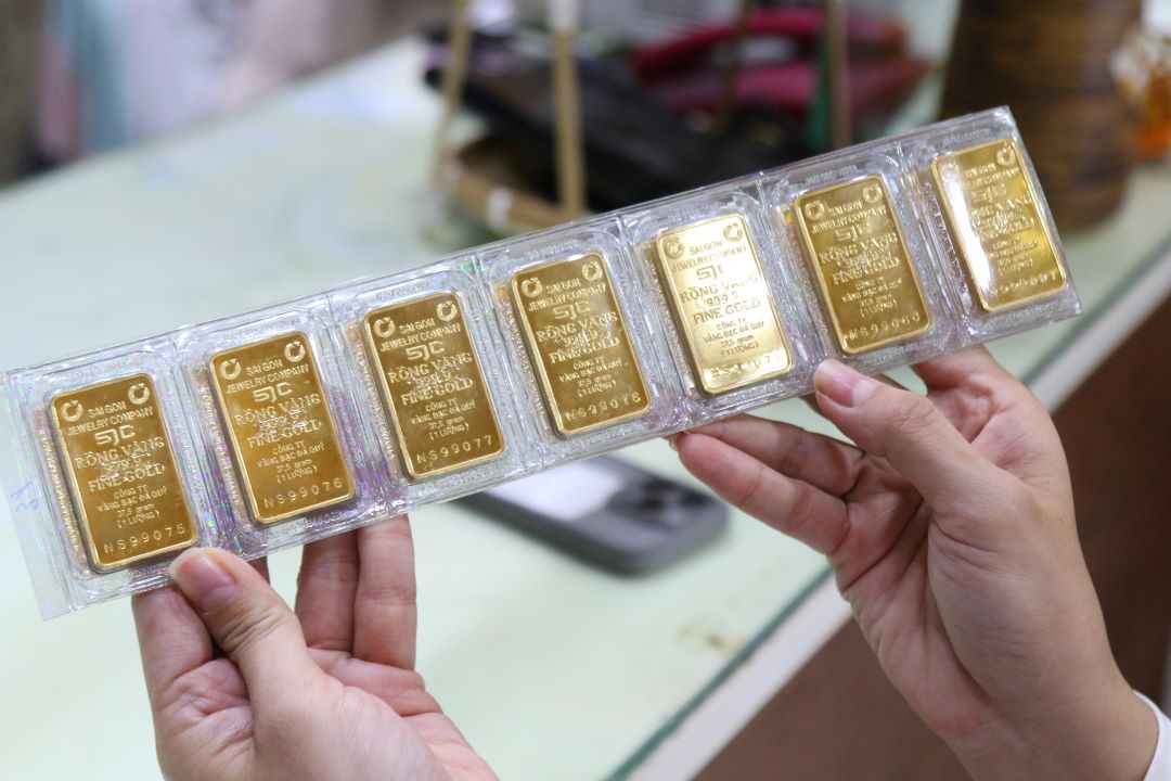 Tổng Quan Thị Trường Vàng Việt Nam: Biến Động Giá – Nguyên Nhân – Lời Khuyên Đầu Tư