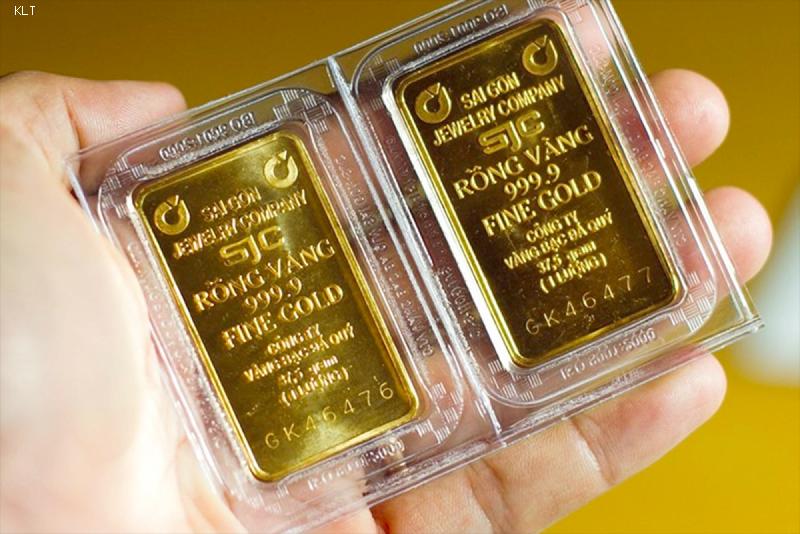 Vàng miếng SJC giảm 1 triệu: Chuyên gia đánh giá tác động và xu hướng